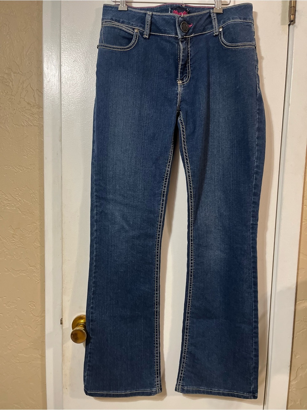 Wrangler Women's 11/12 x 32 Flare Leg Stretchy Jeans